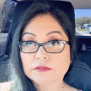 Meet your Posher, Angelita